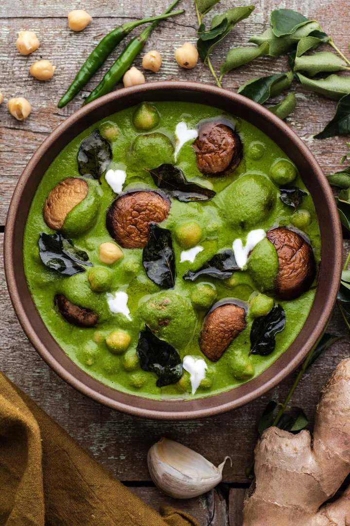 Mushroom Saag